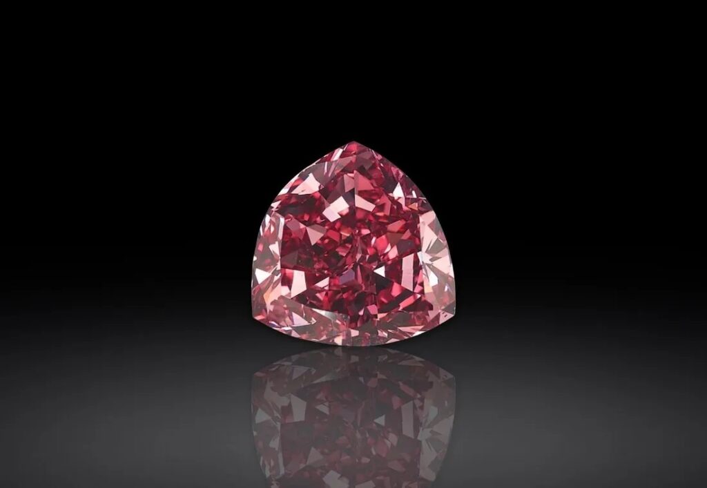 The Moussaieff Red Diamond